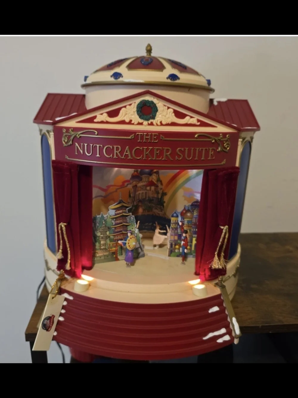 The Nutcracker Suite Musical Theatre Holiday Decor - Red and Cream